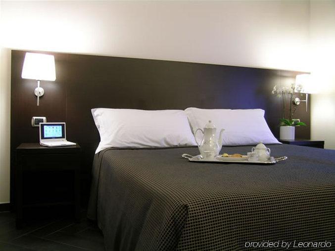 Florida Rooms - Comfort Hotel Rome Extérieur photo